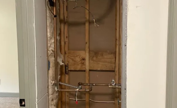 Burst Pipe Damage Cleanup in Foothill Ranch, CA